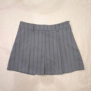 Serenette grey pinstripe pleated mini skirt Size XS